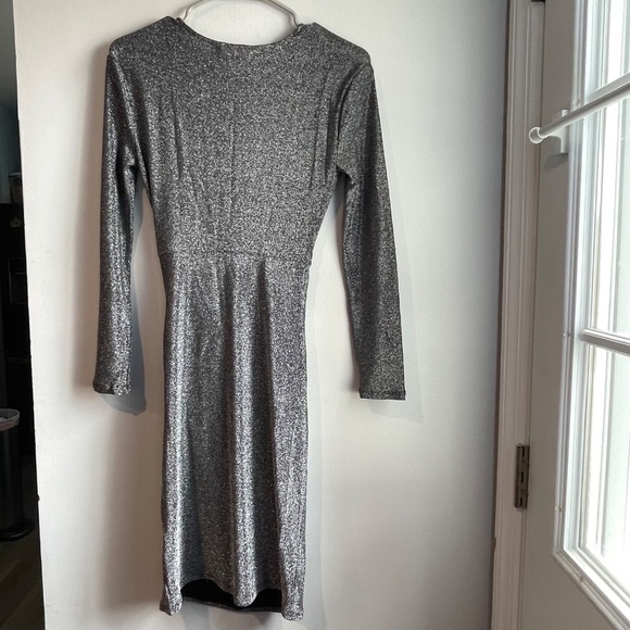 NWT Steve Madden Silver Kim Dress w/ Midriff Cut-out - Medium - Picture 4 of 6